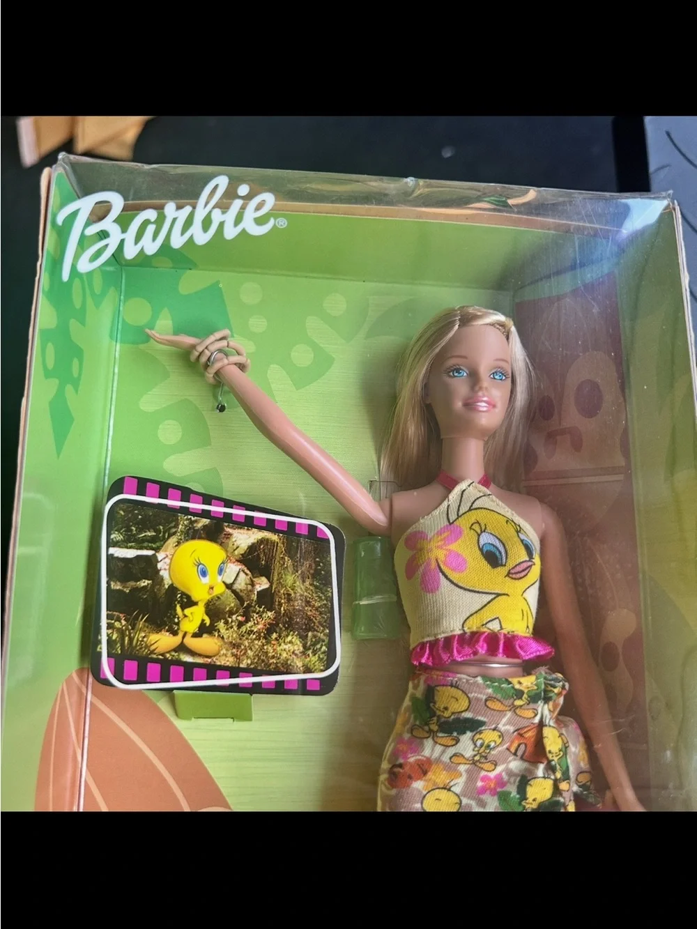 Vintage 2003 Barbie Loves Tweety Looney Tunes Back in Action Doll